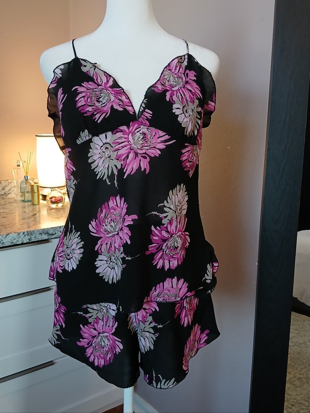 Anne Klein Lingerie Sleep Set Black Pink Floral Sz M Flouncy Spaghetti Straps